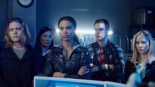 Travelers: 3×4