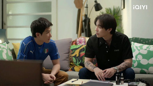 เขาจ้างให้ผมจีบนักฆ่า: 1×4