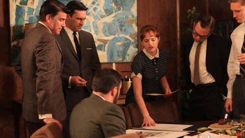 Mad Men: Inventando Verdades: 2×1