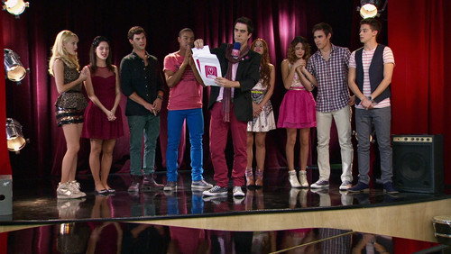 Violetta: 2×70