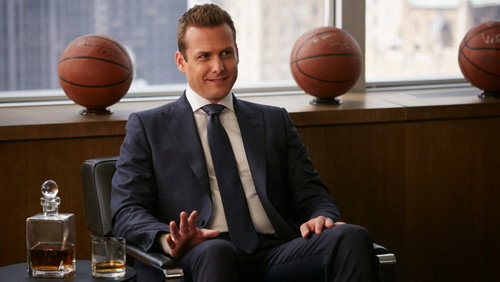 Suits: Homens de Terno: 4×7