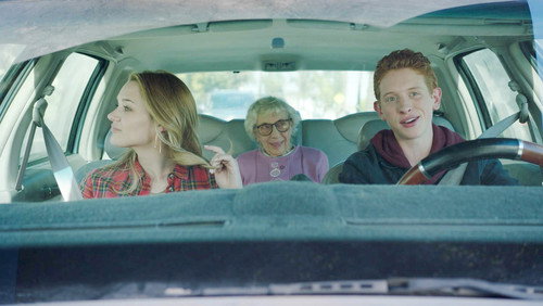 Life in Pieces: Uma Grande Família. Quatro Pequenas Histórias.: 1×15
