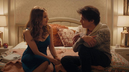 Love, Victor: 3×2