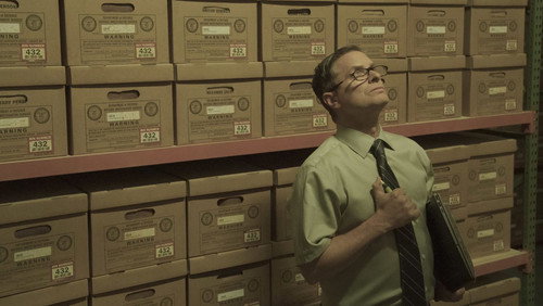 Homecoming: De Volta à Pátria: 1×3