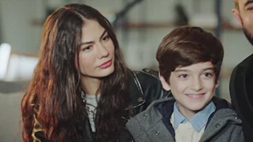 Meu Nome é Farah: 2×74