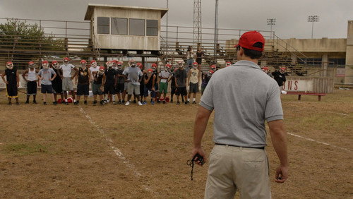 Friday Night Lights: 4×1