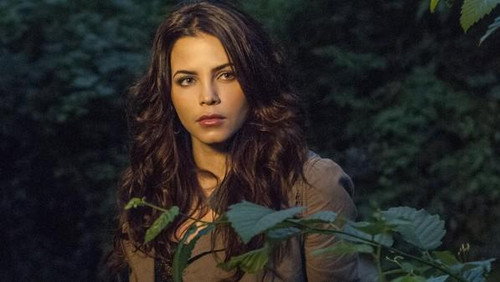 As Bruxas de East End: 1×2