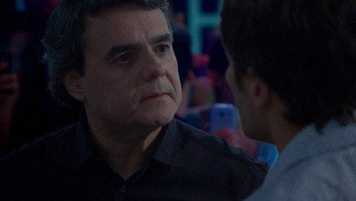 Babilônia: 1×105