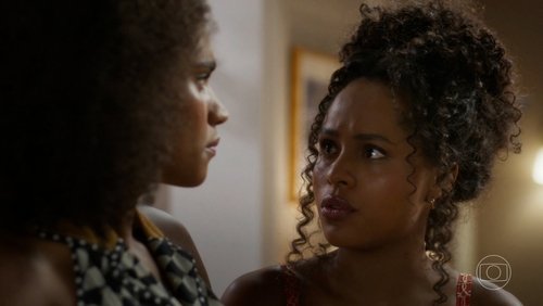 Garota do Momento: 1×53