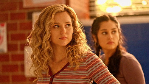 Stargirl: 2×1