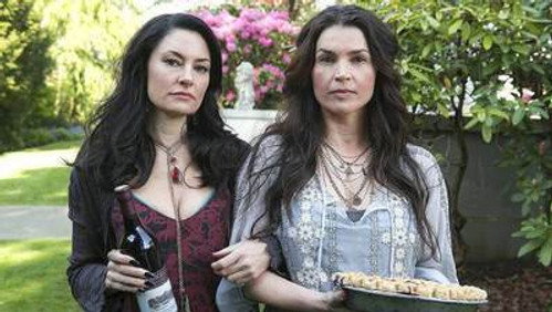 As Bruxas de East End: 2×2