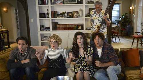 Life in Pieces: Uma Grande Família. Quatro Pequenas Histórias.: 2×9