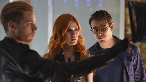 Shadowhunters: Instrumentos Mortais: 1×2