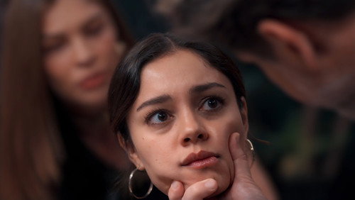 Três Graças: 1×132