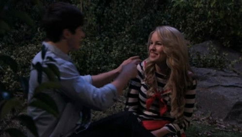 Os Feiticeiros de Waverly Place: 3×26