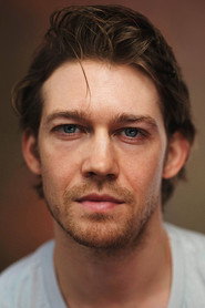 Photo of Joe Alwyn