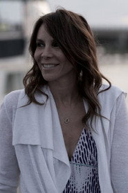 Photo of Pamela Thur