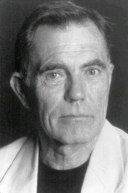 Photo of Maurice Roëves