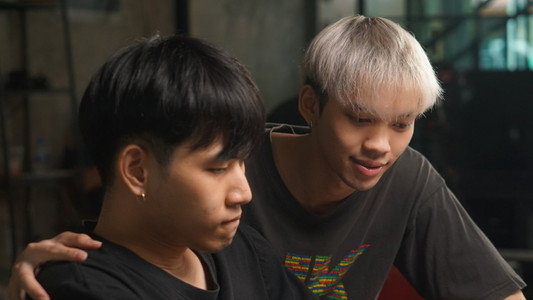 Monochrome กลิ่นสีเทา