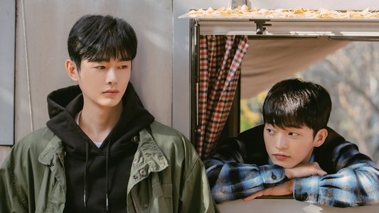 겨울 지나 벚꽃