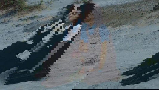 ブルー