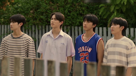ต้นส้มบ้านเขา แต่ผลส้มหล่นมาบ้านเราตลอดเลย