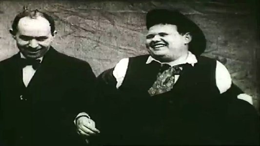 Pufi cipőt vesz