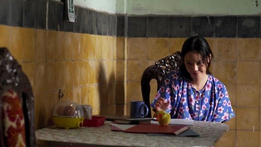 Nyanyi Sunyi Dalam Rantang