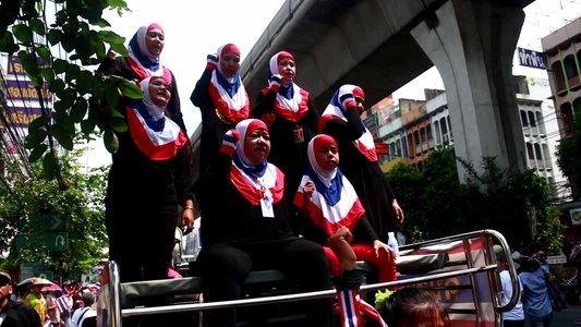 100 Times Reproduction of Democracy