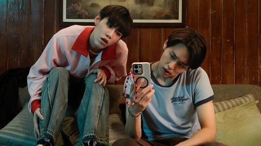 ซองแดงแต่งผี