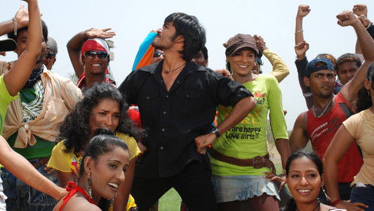 படிக்காதவன்