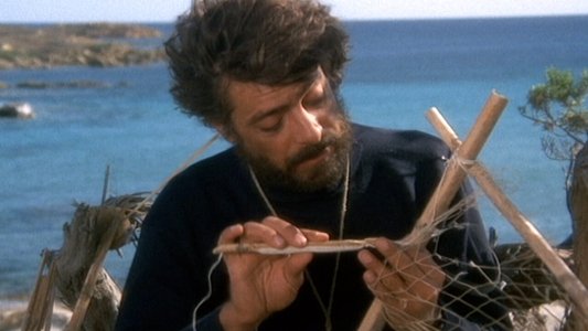 Travolti da un insolito destino nell'azzurro mare d'agosto