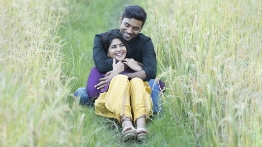 எனை நோக்கி பாயும் தோட்டா