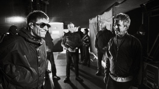 Oasis: Don't Look Back in Anger