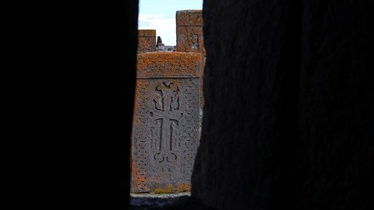 Մահարձան