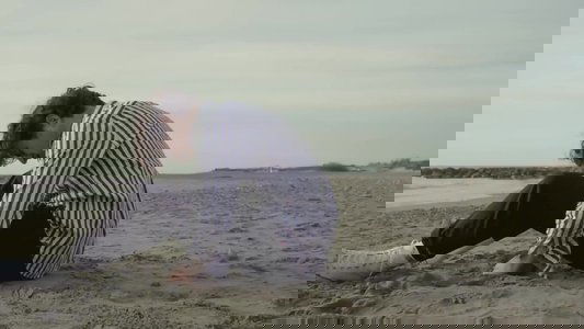 Ramené par les vagues