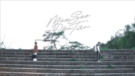 MÙA SAO ĐẦU TIÊN