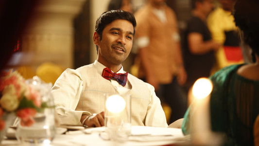 எனை நோக்கி பாயும் தோட்டா