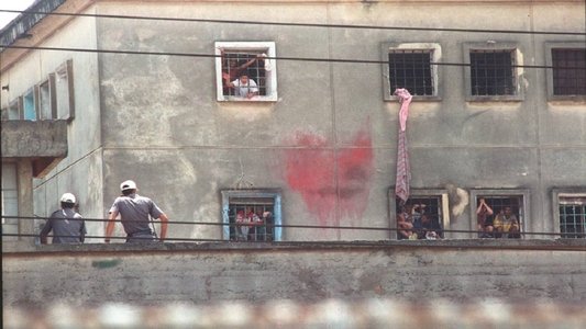 Deus e o Diabo em Cima da Muralha