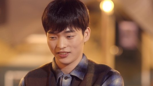 겨울 지나 벚꽃