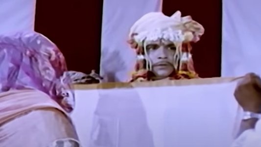 चंदनाची चोळी अंग अंग जाळी