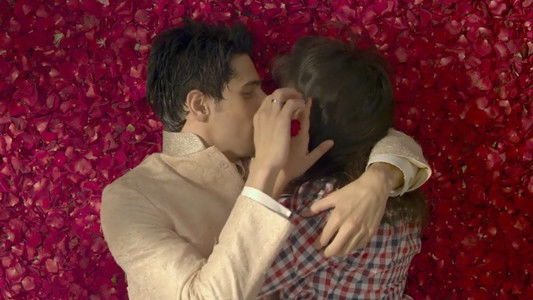 हँसी तो फसी