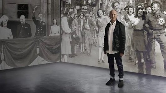 Tony Robinson's VE Day Minute by Minute