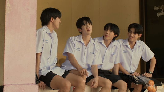 ต้นส้มอยู่บ้านเขา แต่ผลส้มหล่นมาบ้านเราตลอดเลย