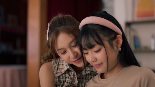 ซ่อนใจไว้ที่เธอ