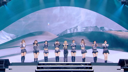 TWICE 5TH WORLD TOUR 'READY TO BE' in JAPAN
