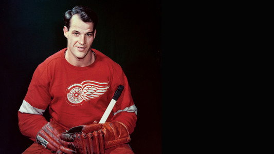 Gordie Howe: Life of a Legend