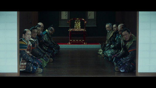 首