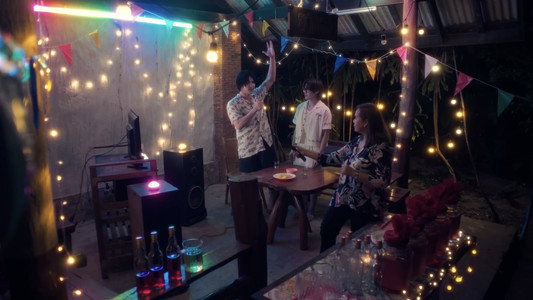ที่สามของเธอ
