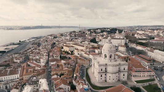 Portugal – Mit Nelken gegen die Diktatur
